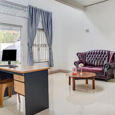 Oyo 3690 Wisma Yani Syariah Padang  Zewnętrze zdjęcie
